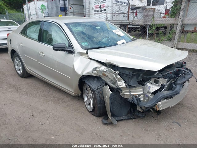 Chevrolet MALIBU LS 2015 1G11B5SL1FF346026 Image 1