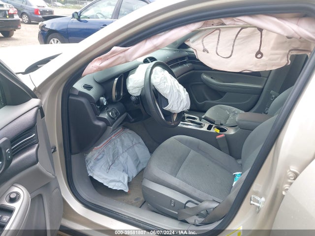 Chevrolet MALIBU LS 2015 1G11B5SL1FF346026 Image 5