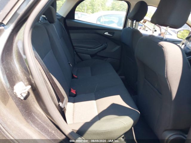 1FADP3F2XGL406454 Ford FOCUS SE