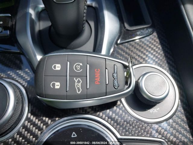 ZARFAMEVXN7656133 Alfa Romeo Giulia Quadrifoglio Rwd