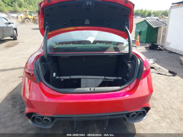 ZARFAMEVXN7656133 Alfa Romeo Giulia Quadrifoglio Rwd