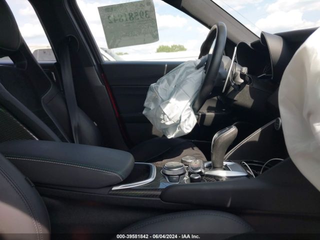 ZARFAMEVXN7656133 Alfa Romeo Giulia Quadrifoglio Rwd