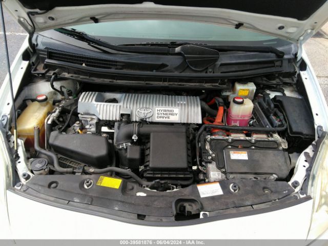 JTDKN3DU9F0436590 Toyota Prius Two