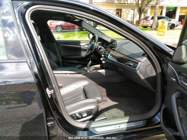 WBAJA7C56JWA73843 BMW 530i Xdrive