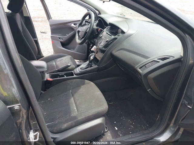 Ford FOCUS SE 2017 1FADP3F25HL228860 Image 5