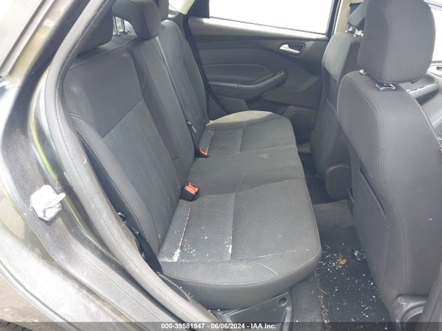 Ford FOCUS SE 2017 1FADP3F25HL228860 Image 8