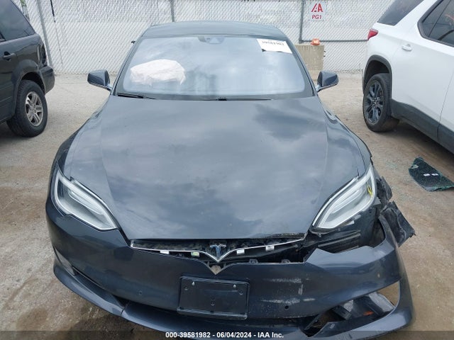 Tesla Model S 60/70/75/85 2016 5YJSA1E12GF151768 Image 12