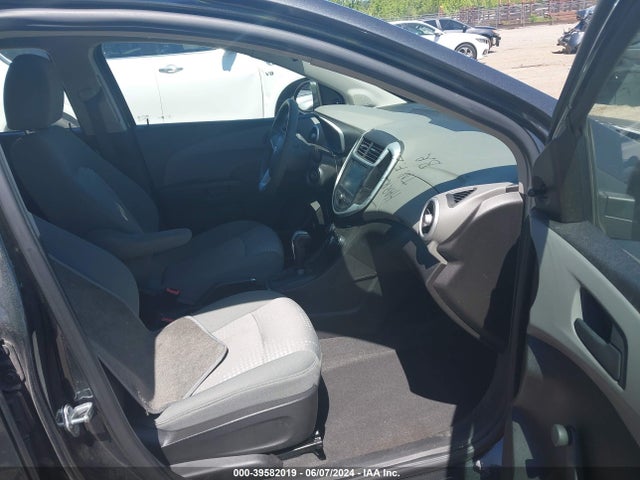 Chevrolet Sonic Ls Auto 2017 1G1JB5SH0H4155630 Image 5