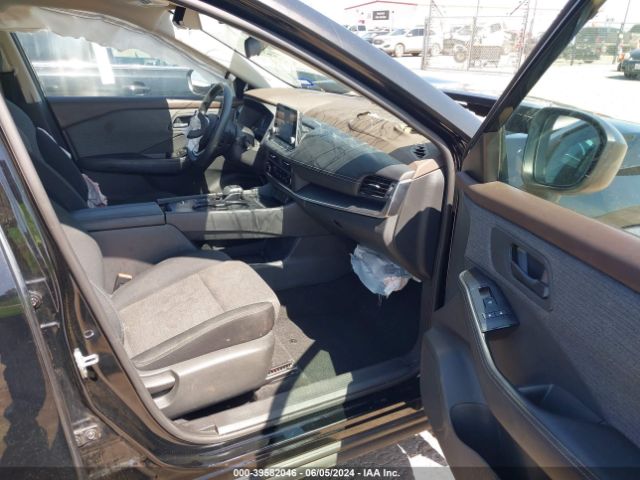 5N1AT3AA4MC770514 Nissan Rogue S Fwd