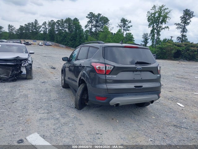 1FMCU0HD4JUB60459 Ford ESCAPE SEL