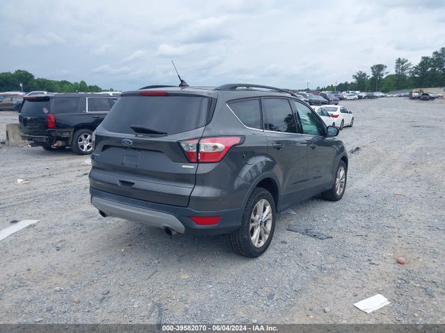 1FMCU0HD4JUB60459 Ford ESCAPE SEL