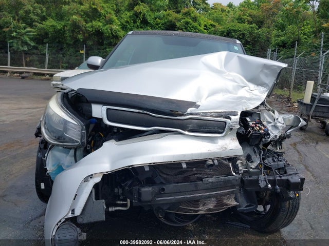 KIA Soul 2016 KNDJN2A20G7855302 Image 11