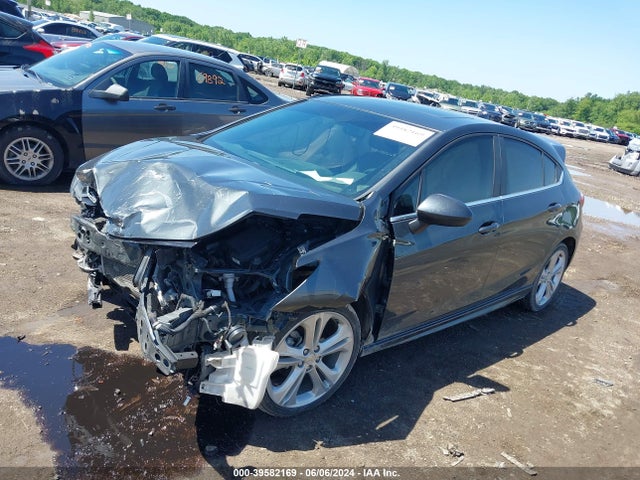 Chevrolet Cruze Lt Auto 2018 3G1BH6SE6JS502012 Image 2