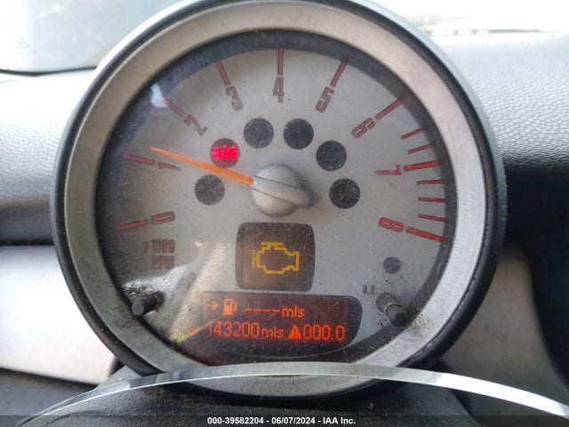 2007 MINI COOPER WMWMF33587TL68666 Photo 6