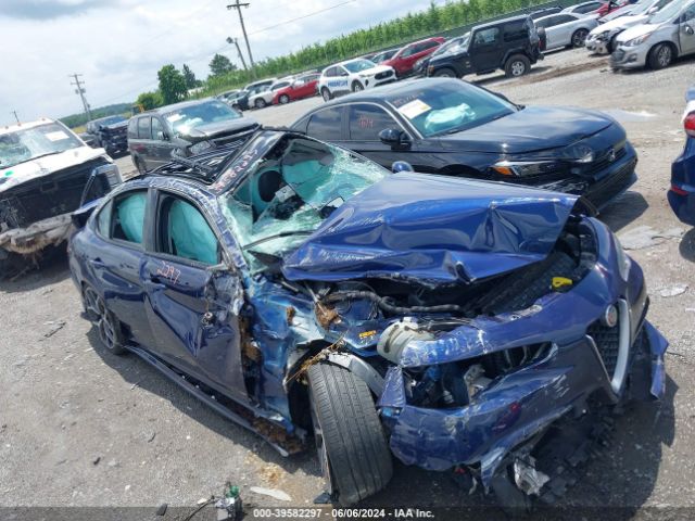 ZARFAEEN7J7581360 Alfa Romeo Giulia Ti Sport Awd