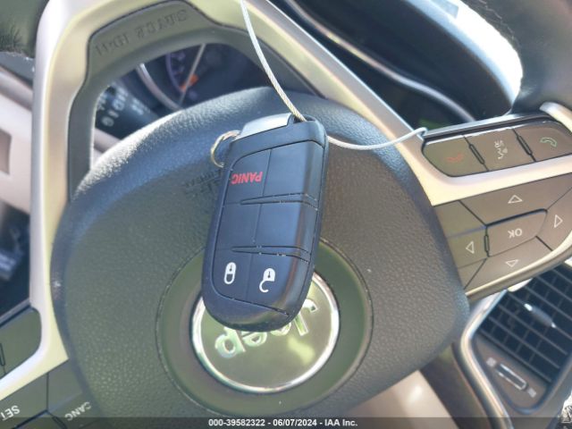 1C4RJFAG0EC103931 Jeep Grand Cherokee Laredo