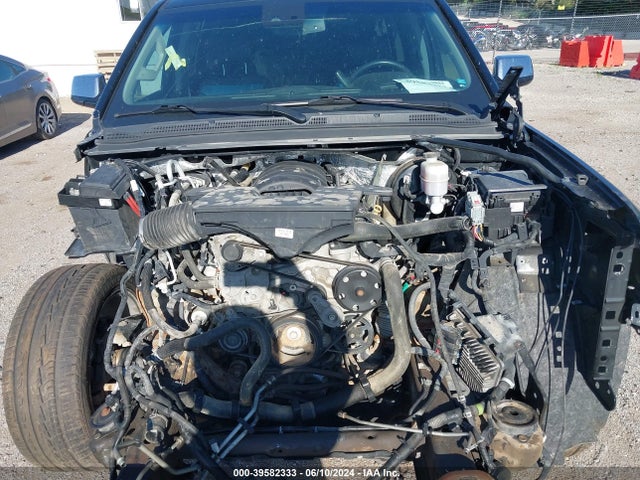 Chevrolet Suburban Premier 2017 1GNSKJKC8HR405909 Image 10