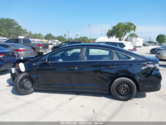 Hyundai SONATA SE 2019 5NPE24AF8KH740699 Image 15