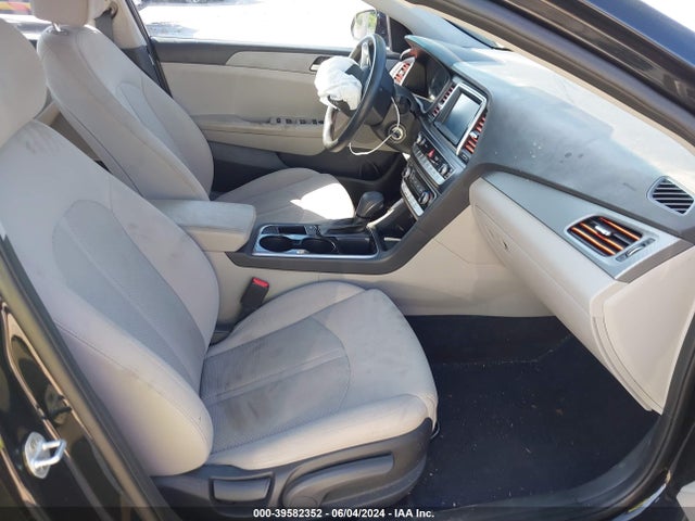 Hyundai SONATA SE 2019 5NPE24AF8KH740699 Image 5