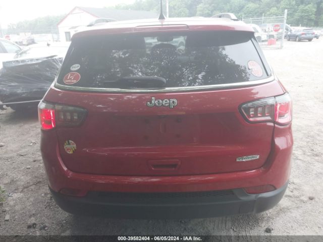 3C4NJCBB0JT495226 Jeep Compass Sun And Wheel Fwd