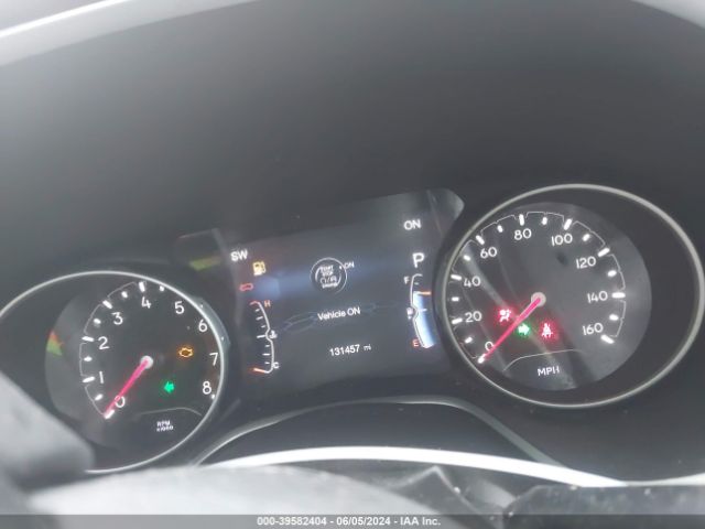 3C4NJCBB0JT495226 Jeep Compass Sun And Wheel Fwd