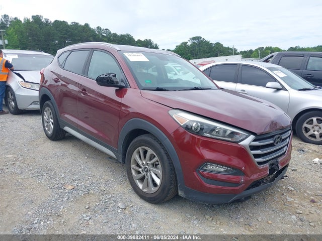 2017 KM8J33A44HU488190 main image
