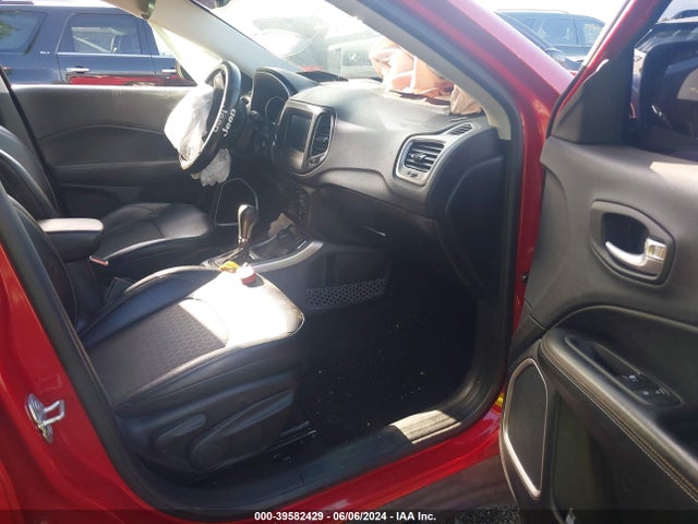 Jeep Compass Latitude 4x4 2018 3C4NJDBB3JT308096 Image 5