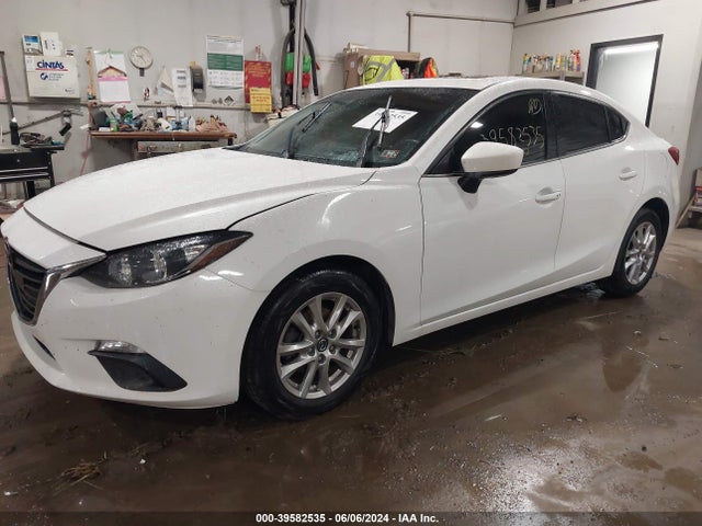 Mazda Mazda3 I Touring 2014 JM1BM1V77E1154599 Image 2