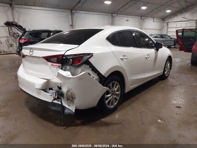 Mazda Mazda3 I Touring 2014 JM1BM1V77E1154599 Image 4