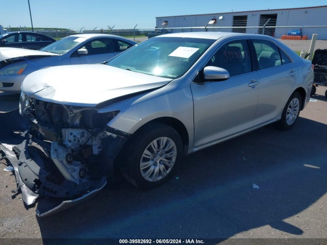 Toyota CAMRY LE 2014 4T4BF1FK3ER363075 Image 2
