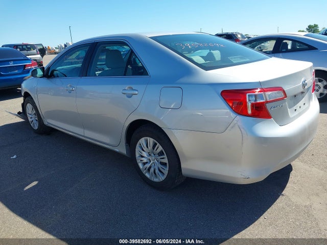 Toyota CAMRY LE 2014 4T4BF1FK3ER363075 Image 3