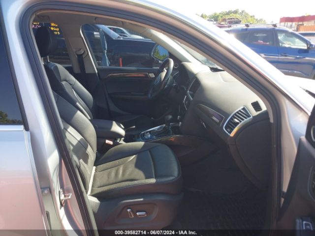 WA1LFAFP5EA061703 Audi Q5 2.0t Premium