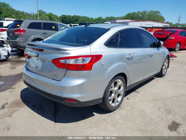 Ford FOCUS SE 2014 1FADP3F23EL229730 Image 4