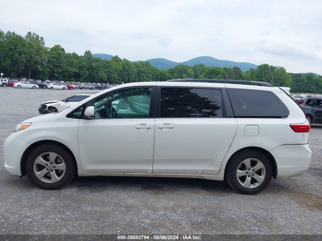 Toyota Sienna Le 8 Passenger 2015 5TDKK3DC7FS684883 Image 15