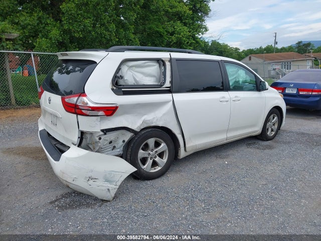 Toyota Sienna Le 8 Passenger 2015 5TDKK3DC7FS684883 Image 4