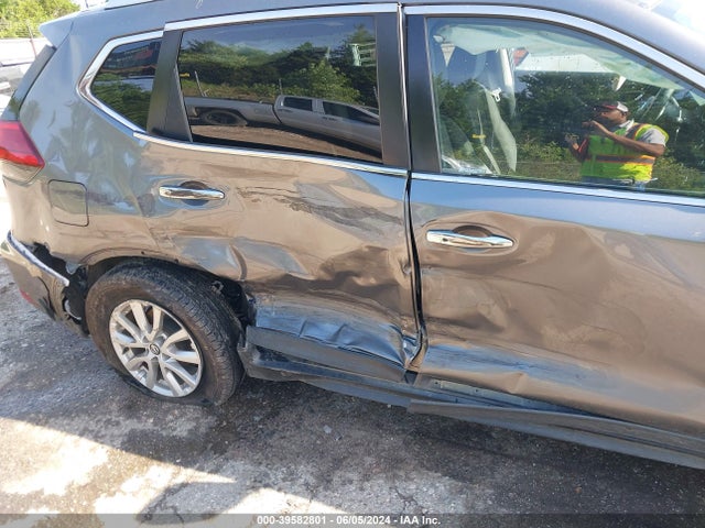 Nissan ROGUE SV 2017 KNMAT2MV7HP530093 Image 6