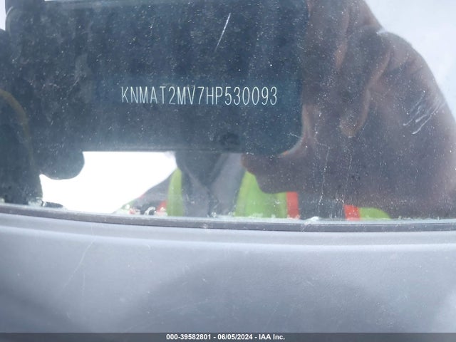 Nissan ROGUE SV 2017 KNMAT2MV7HP530093 Image 9