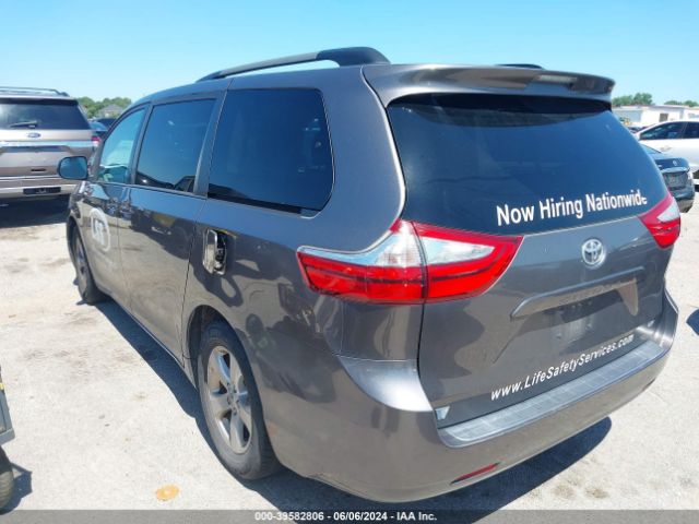 5TDKK3DC9GS717674 Toyota Sienna Le 8 Passenger