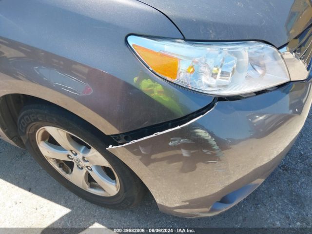 5TDKK3DC9GS717674 Toyota Sienna Le 8 Passenger