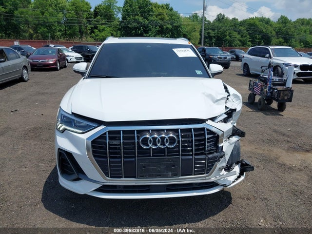 WA1EECF38P1127295 Audi Q3 Premium Plus 45 Tfsi S Line Quattro Tiptronic