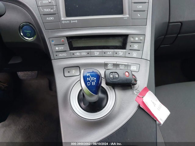 Toyota Prius Three 2014 JTDKN3DU2E1765642 Image 11