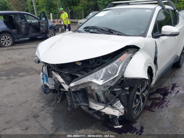 JTNKHMBX4J1008886 Toyota C-hr Xle Premium