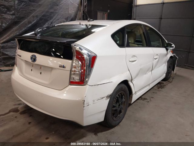 JTDKN3DU4F0439185 Toyota Prius Four