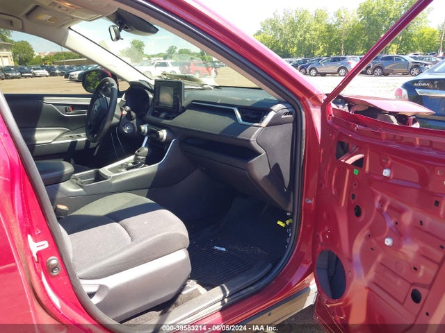 Toyota RAV4 LE 2019 JTMG1RFV7KJ004840 Image 5