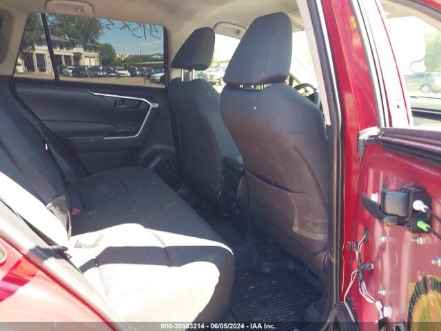 Toyota RAV4 LE 2019 JTMG1RFV7KJ004840 Image 8