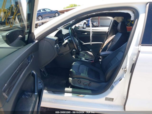 1VWMA7A34NC006001 Volkswagen Passat 2.0t R-line