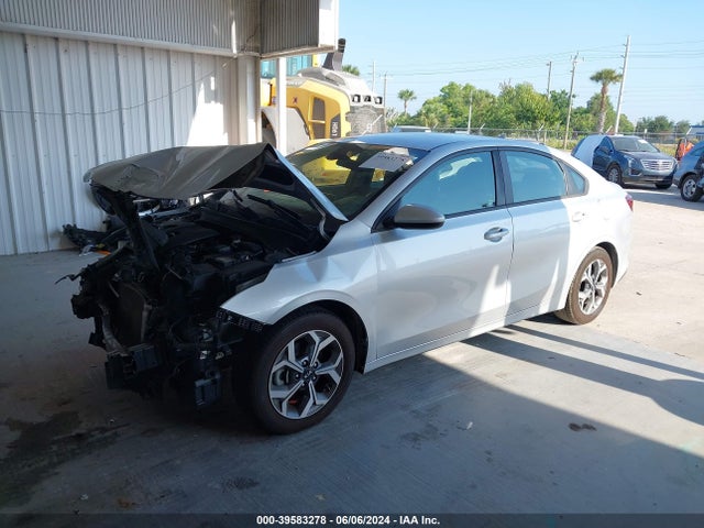 KIA Forte Lxs 2019 3KPF24AD7KE117212 Image 2