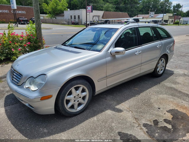2004 MERCEDES-BENZ C 240 WDBRH61J54F539239 Photo 1