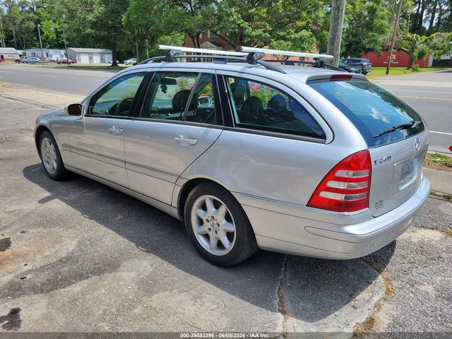 2004 MERCEDES-BENZ C 240 WDBRH61J54F539239 Photo 2