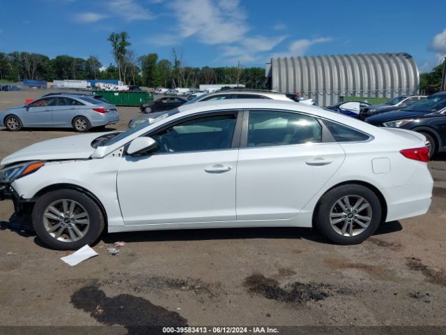 5NPE24AF0FH010565 Hyundai SONATA SE